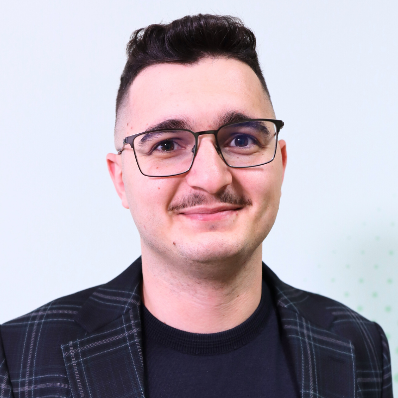 Coriolan Cornel Cartita – Valuation Assistant – Echipa Veridio (800 x 800)