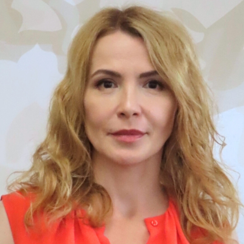 Irina Musuroi – Valuation Manager – Echipa Veridio (800 x 800)